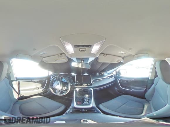 ✅ 2023 Toyota RAV4 LE • VIN: 2T3H1RFV3PC235748 • Lot: 71492805. Wystawiony na Copart z przebiegiem 60 784 mil. Bezpłatny archiwum sprzedaży aukcyjnych z USA i szczegółowy raport historii pojazdu na DreamBid. Zdjęcie 16.