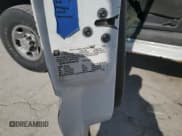 ✅ 2005 Chevrolet Silverado 2500HD LS • VIN: 1GCHK23U65F820126 • Лот: 63202485. Опубликован ранее на Copart с пробегом 179 665 миль. Бесплатный доступ к архиву аукционных продаж из США и подробный отчёт об истории автомобиля на DreamBid. Изображение 12.