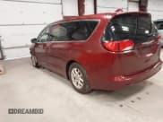 ✅ 2019 Chrysler Pacifica Touring • VIN: 2C4RC1DG5KR626535 • Lot: 43566138. Wystawiony na IAAI z przebiegiem 94 838 mil. Bezpłatny archiwum sprzedaży aukcyjnych z USA i szczegółowy raport historii pojazdu na DreamBid. Zdjęcie 3.