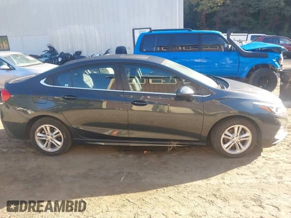2017 Chevrolet Cruze LT with VIN 1G1BE5SM7H7274346, listed as a IAAI auction lot 43331345 with 112,128 mi miles and . Bid and sale history available at DreamBid. Image 13.