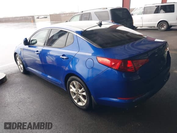 ✅ 2011 Kia Optima EX • VIN: KNAGN4A79B5216645 • Lot: 43634377. Wystawiony na IAAI z przebiegiem Nie podano. Bezpłatny archiwum sprzedaży aukcyjnych z USA i szczegółowy raport historii pojazdu na DreamBid. Zdjęcie 3.