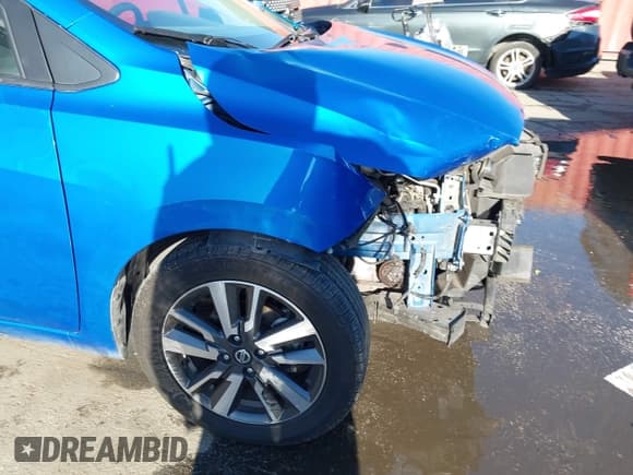 ✅ 2020 Nissan Versa SV • VIN: 3N1CN8EV3LL863631 • Лот: 43343031. Опубликован ранее на IAAI с пробегом 112 276 миль. Бесплатный доступ к архиву аукционных продаж из США и подробный отчёт об истории автомобиля на DreamBid. Изображение 6.