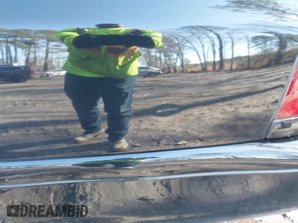 ✅ 2003 Mercury Marauder • VIN: 2MEHM75V33X628952 • Lot: 41534323. Wystawiony na IAAI z przebiegiem 92 228 mil. Bezpłatny archiwum sprzedaży aukcyjnych z USA i szczegółowy raport historii pojazdu na DreamBid. Zdjęcie 14.