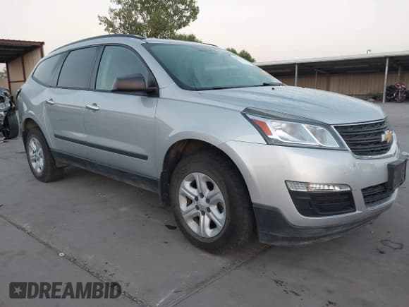 ✅ 2017 Chevrolet Traverse LS • VIN: 1GNKRFKD4HJ238853 • Lot: 43411770. Wystawiony na IAAI z przebiegiem 54 100 mil. Bezpłatny archiwum sprzedaży aukcyjnych z USA i szczegółowy raport historii pojazdu na DreamBid. Zdjęcie 1.