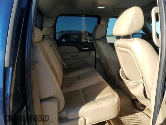 ✅ 2008 Chevrolet Silverado 1500 LTZ • VIN: 2GCEK13Y081138631 • Lot: 82537884. Listed on Copart with 208,929 mi. Free auction sales archive from the USA and detailed vehicle history report at DreamBid. Image 10.