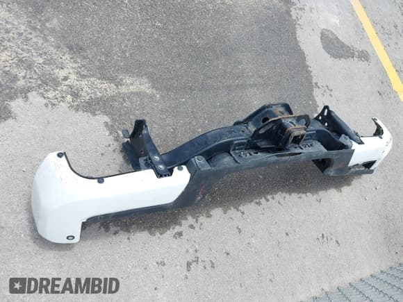 ✅ 2021 Toyota Tacoma SR5 • VIN: 5TFDZ5BN1MX063554 • Lot: 42442746. Listed on IAAI with 88,766 mi. Free auction sales archive from the USA and detailed vehicle history report at DreamBid. Image 18.