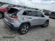 ✅ 2019 Jeep Cherokee Limited • VIN: 1C4PJMDX6KD139989 • Lot: 54819445. Listed on Copart with 119,077 mi. Free auction sales archive from the USA and detailed vehicle history report at DreamBid. Image 3.