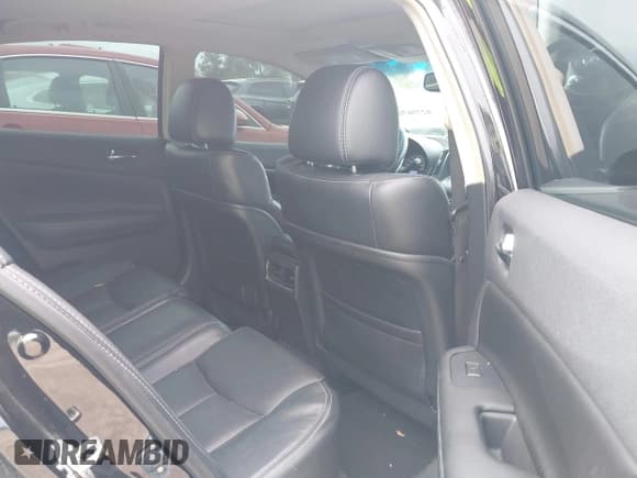 ✅ 2013 Nissan Maxima S • VIN: 1N4AA5AP1DC835948 • Lot: 42756725. Listed on IAAI with 136,452 mi. Free auction sales archive from the USA and detailed vehicle history report at DreamBid. Image 8.