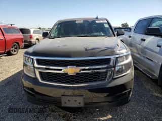 2017 Chevrolet Suburban LT z VIN 1GNSCHKC6HR394544, wystawiony jako Copart lot #70961584 z przebiegiem 118 545 mil mil oraz Czysty tytuł • Clean title. Historia ofert i sprzedaży dostępna na DreamBid. Obrazek 5.