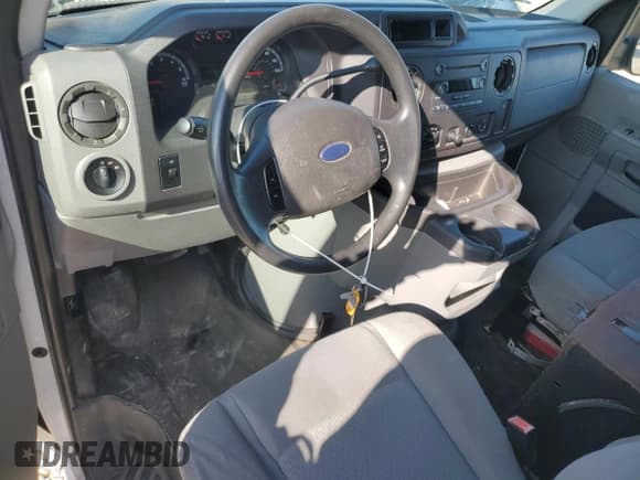 ✅ 2012 Ford Econoline Cargo Recreational • VIN: 1FTNE2EL9CDA11355 • Lot: 75163783. Wystawiony na Copart z przebiegiem 172 584 mil. Bezpłatny archiwum sprzedaży aukcyjnych z USA i szczegółowy raport historii pojazdu na DreamBid. Zdjęcie 8.