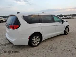 ✅ 2025 Chrysler Voyager LX • VIN: 2C4RC1CG5SR525187 • Lot: 92843725. Wystawiony na Copart z przebiegiem 38 523 mil. Bezpłatny archiwum sprzedaży aukcyjnych z USA i szczegółowy raport historii pojazdu na DreamBid. Zdjęcie 3.