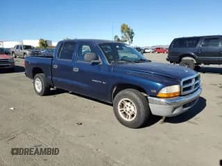 ✅ 2000 Dodge Dakota Sport • VIN: 1B7GL2AX5YS681561 • Lot: 82685694. Wystawiony na Copart z przebiegiem 193 024 mil. Bezpłatny archiwum sprzedaży aukcyjnych z USA i szczegółowy raport historii pojazdu na DreamBid. Zdjęcie 4.