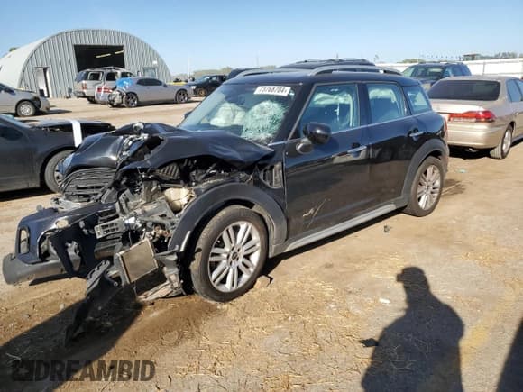 ✅ 2022 MINI Countryman Cooper • VIN: WMZ43BR06N3N73336 • Лот: 73768704. Опубликован ранее на Copart с пробегом Не указан. Бесплатный доступ к архиву аукционных продаж из США и подробный отчёт об истории автомобиля на DreamBid. Изображение 1.