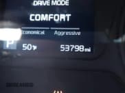 ✅ 2019 Kia Sorento LX • VIN: 5XYPG4A53KG585861 • Лот: 43512101. Опубликован ранее на IAAI с пробегом 53 798 миль. Бесплатный доступ к архиву аукционных продаж из США и подробный отчёт об истории автомобиля на DreamBid. Изображение 15.