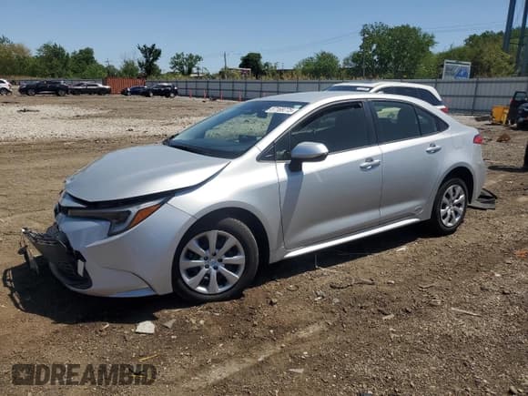 ✅ 2025 Toyota Corolla Hybrid LE • VIN: JTDBDMHE2SJ012412 • Lot: 57169775. Wystawiony na Copart z przebiegiem 2 962 mil. Bezpłatny archiwum sprzedaży aukcyjnych z USA i szczegółowy raport historii pojazdu na DreamBid. Zdjęcie 1.