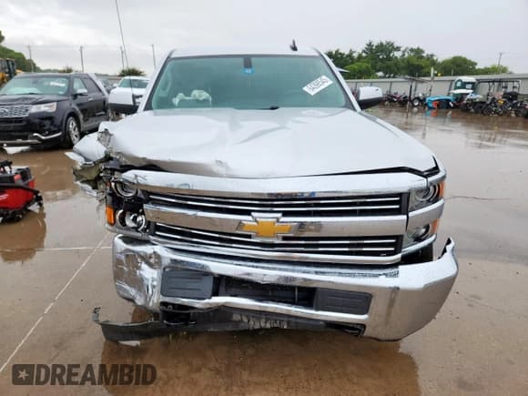✅ 2015 Chevrolet Silverado 2500HD LT • VIN: 1GC1CVEG8FF561227 • Lot: 64398545. Wystawiony na Copart z przebiegiem Nie podano. Bezpłatny archiwum sprzedaży aukcyjnych z USA i szczegółowy raport historii pojazdu na DreamBid. Zdjęcie 5.