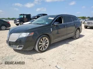 ✅ 2012 Lincoln MKT EcoBoost • VIN: 2LMHJ5AT8CBL54390 • Лот: 64419615. Опубликован ранее на Copart с пробегом 156 899 миль. Бесплатный доступ к архиву аукционных продаж из США и подробный отчёт об истории автомобиля на DreamBid. Изображение 1.