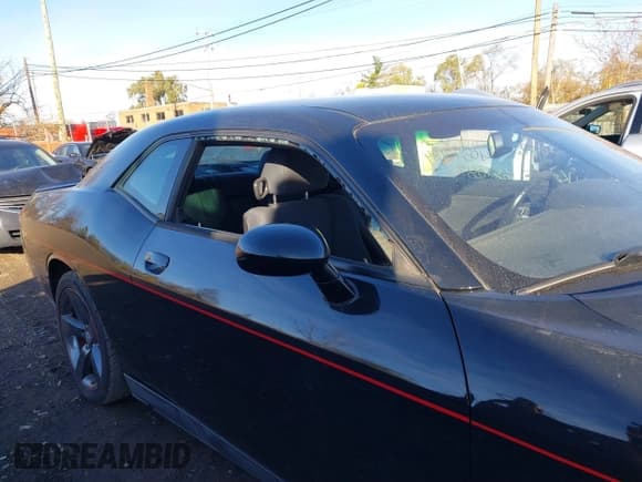 ✅ 2013 Dodge Challenger R/T • VIN: 2C3CDYBT7DH651087 • Lot: 40805295. Wystawiony na IAAI z przebiegiem 189 555 mil. Bezpłatny archiwum sprzedaży aukcyjnych z USA i szczegółowy raport historii pojazdu na DreamBid. Zdjęcie 6.