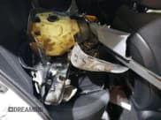 ✅ 2017 Hyundai Veloster • VIN: KMHTC6AD0HU316295 • Lot: 86703034. Wystawiony na Copart z przebiegiem 148 291 mil. Bezpłatny archiwum sprzedaży aukcyjnych z USA i szczegółowy raport historii pojazdu na DreamBid. Zdjęcie 13.