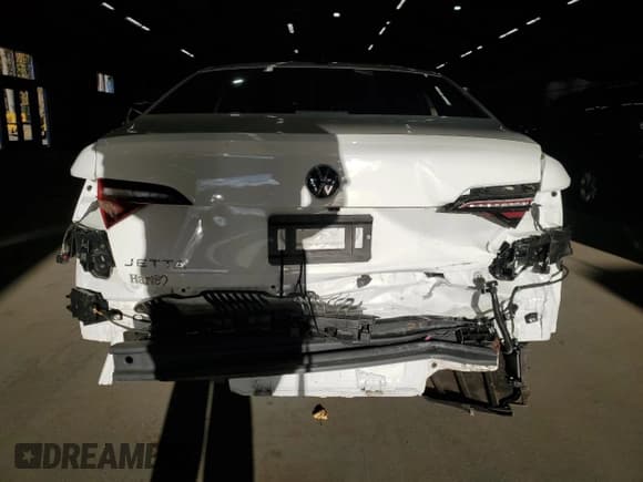 ✅ 2024 Volkswagen Jetta Sport • VIN: 3VWBM7BU1RM038379 • Lot: 89797755. Listed on Copart with 10,380 mi. Free auction sales archive from the USA and detailed vehicle history report at DreamBid. Image 6.