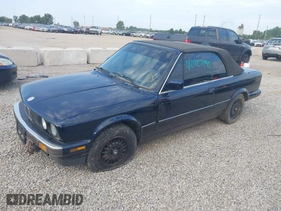 ✅ 1988 BMW 3 Series • VIN: WBABB2304J8858744 • Лот: 42927790. Опубликован ранее на IAAI с пробегом 152 318 миль. Бесплатный доступ к архиву аукционных продаж из США и подробный отчёт об истории автомобиля на DreamBid. Изображение 2.