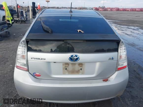 ✅ 2011 Toyota Prius III • VIN: JTDKN3DU1B0280975 • Lot: 43773089. Wystawiony na IAAI z przebiegiem 234 915 mil. Bezpłatny archiwum sprzedaży aukcyjnych z USA i szczegółowy raport historii pojazdu na DreamBid. Zdjęcie 16.