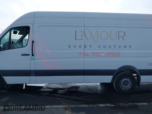 ✅ 2014 Freightliner Sprinter • VIN: WDYPE8DB1E5909471 • Лот: 41470687. Опубликован ранее на IAAI с пробегом Не указан. Бесплатный доступ к архиву аукционных продаж из США и подробный отчёт об истории автомобиля на DreamBid. Изображение 14.