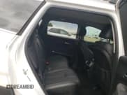 ✅ 2020 Hyundai Santa Fe SEL • VIN: 5NMS33AD4LH212715 • Lot: 71468643. Wystawiony na Copart z przebiegiem 122 910 mil. Bezpłatny archiwum sprzedaży aukcyjnych z USA i szczegółowy raport historii pojazdu na DreamBid. Zdjęcie 11.