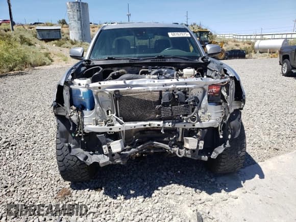 ✅ 2019 Toyota Tacoma TRD Off Road • VIN: 5TFCZ5ANXKX177823 • Lot: 68167075. Wystawiony na Copart z przebiegiem 134 818 mil. Bezpłatny archiwum sprzedaży aukcyjnych z USA i szczegółowy raport historii pojazdu na DreamBid. Zdjęcie 5.