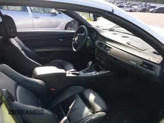 ✅ 2013 BMW 3 Series 335is • VIN: WBADX1C5XDJ128995 • Лот: 42929783. Опубликован ранее на IAAI с пробегом 77 477 миль. Бесплатный доступ к архиву аукционных продаж из США и подробный отчёт об истории автомобиля на DreamBid. Изображение 5.