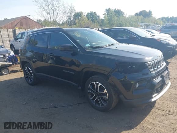 ✅ 2024 Jeep Compass Limited • VIN: 3C4NJDCN9RT586828 • Lot: 43330924. Wystawiony na IAAI z przebiegiem 15 306 mil. Bezpłatny archiwum sprzedaży aukcyjnych z USA i szczegółowy raport historii pojazdu na DreamBid. Zdjęcie 14.