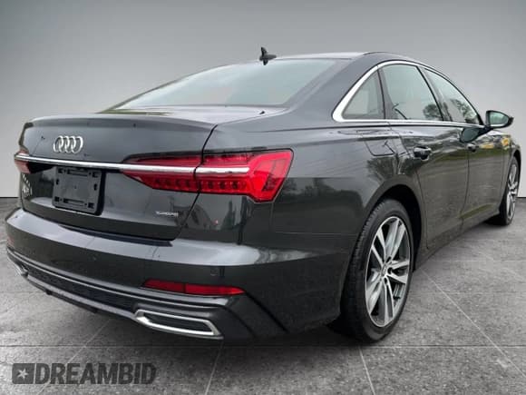 ✅ 2019 Audi A6 Prestige • VIN: WAUM2AF21KN113243 • Лот: 86802695. Опубликован ранее на Copart с пробегом 167 085 миль. Бесплатный доступ к архиву аукционных продаж из США и подробный отчёт об истории автомобиля на DreamBid. Изображение 4.