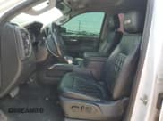 ✅ 2019 Chevrolet Silverado 1500 • VIN: 0K1175584768 • Лот: 63298294. Опубликован ранее на Copart с пробегом 63 769 миль. Бесплатный доступ к архиву аукционных продаж из США и подробный отчёт об истории автомобиля на DreamBid. Изображение 7.