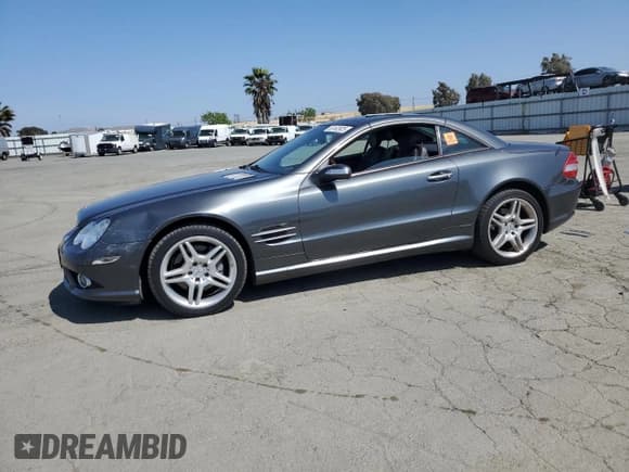 ✅ 2007 Mercedes-Benz SL 550 • VIN: WDBSK71F87F134260 • Lot: 55162925. Listed on Copart with 124,705 mi. Free auction sales archive from the USA and detailed vehicle history report at DreamBid. Image 1.