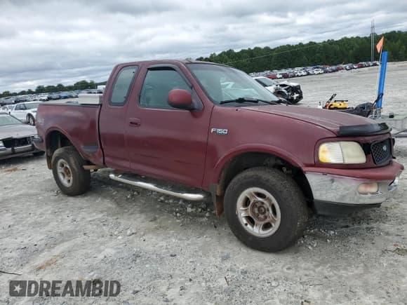 ✅ 1997 Ford F-150 • VIN: 1FTDX0868VKB07749 • Lot: 67963015. Wystawiony na Copart z przebiegiem 225 420 mil. Bezpłatny archiwum sprzedaży aukcyjnych z USA i szczegółowy raport historii pojazdu na DreamBid. Zdjęcie 4.