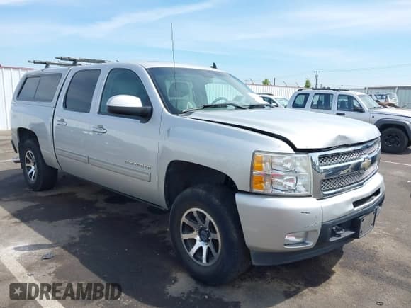 ✅ 2011 Chevrolet Silverado 1500 LTZ • VIN: 3GCPKTE32BG211714 • Lot: 42917300. Wystawiony na IAAI z przebiegiem 161 706 mil. Bezpłatny archiwum sprzedaży aukcyjnych z USA i szczegółowy raport historii pojazdu na DreamBid. Zdjęcie 1.