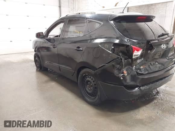 2011 Hyundai Tucson GLS z VIN KM8JUCAC7BU249745, wystawiony jako IAAI lot #42489902 z przebiegiem 186 744 mil mil oraz . Historia ofert i sprzedaży dostępna na DreamBid. Obrazek 3.