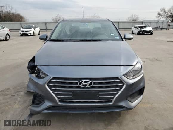 2020 Hyundai Accent SE z VIN 3KPC24A65LE115125, wystawiony jako Copart lot #42915904 z przebiegiem 52 946 mil mil oraz . Historia ofert i sprzedaży dostępna na DreamBid. Obrazek 5.