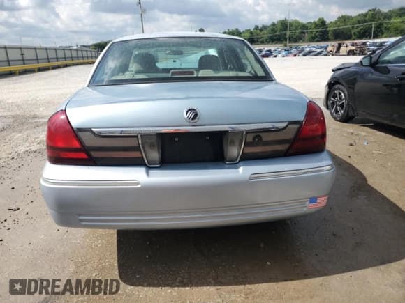 ✅ 2008 Mercury Grand Marquis GS • VIN: 2MEFM74V38X663121 • Lot: 64052935. Wystawiony na Copart z przebiegiem 193 483 mil. Bezpłatny archiwum sprzedaży aukcyjnych z USA i szczegółowy raport historii pojazdu na DreamBid. Zdjęcie 6.