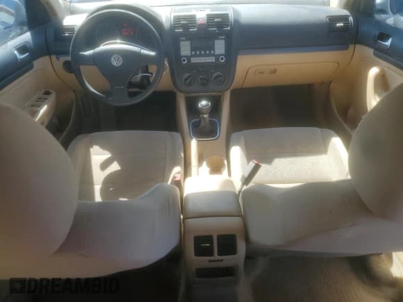 ✅ 2009 Volkswagen Jetta S • VIN: 3VWJM71KX9M040420 • Lot: 84764675. Wystawiony na Copart z przebiegiem 128 843 mil. Bezpłatny archiwum sprzedaży aukcyjnych z USA i szczegółowy raport historii pojazdu na DreamBid. Zdjęcie 8.