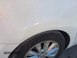 ✅ 2016 Kia Sedona SX • VIN: KNDMC5C11G6108385 • Lot: 43060043. Listed on IAAI with 133,845 mi. Free auction sales archive from the USA and detailed vehicle history report at DreamBid. Image 6.