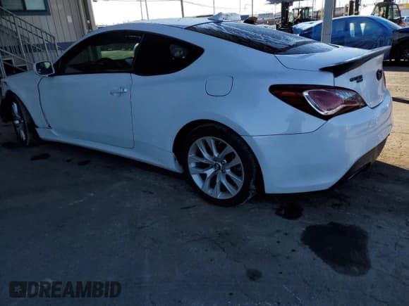 ✅ 2013 Hyundai Genesis Coupe 2.0T • VIN: KMHHT6KD5DU111151 • Lot: 82601425. Listed on Copart with 119,129 mi. Free auction sales archive from the USA and detailed vehicle history report at DreamBid. Image 2.