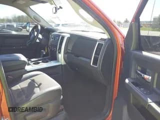 ✅ 2010 Dodge 1500 Sport • VIN: 1D7RV1CT0AS169693 • Lot: 42156871. Wystawiony na IAAI z przebiegiem 152 323 mil. Bezpłatny archiwum sprzedaży aukcyjnych z USA i szczegółowy raport historii pojazdu na DreamBid. Zdjęcie 5.