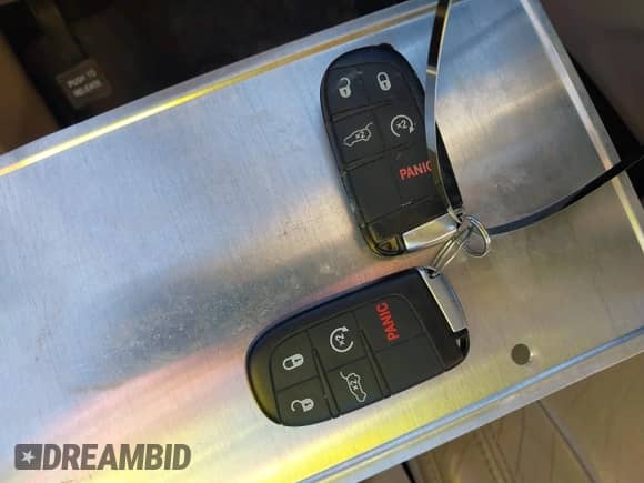 2016 Jeep Grand Cherokee Limited с VIN 1C4RJFBMXGC306073, выставлен на аукционе IAAI как лот 43498460 с пробегом 271 853 миль миль и . История ставок и продаж доступна на DreamBid. Изображение 11.