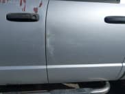 ✅ 2004 Dodge 2500 SLT • VIN: 3D7KU28D04G161343 • Lot: 39342393. Wystawiony na IAAI z przebiegiem 154 298 mil. Bezpłatny archiwum sprzedaży aukcyjnych z USA i szczegółowy raport historii pojazdu na DreamBid. Zdjęcie 6.