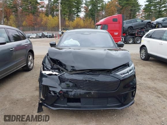 ✅ 2022 Ford Mustang Mach-E GT • VIN: 3FMTK4SE5NMA39755 • Lot: 43475619. Wystawiony na IAAI z przebiegiem 40 500 mil. Bezpłatny archiwum sprzedaży aukcyjnych z USA i szczegółowy raport historii pojazdu na DreamBid. Zdjęcie 12.