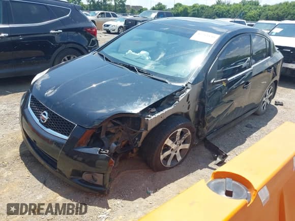 ✅ 2012 Nissan Sentra SL • VIN: 3N1AB6APXCL707677 • Lot: 42712135. Wystawiony na IAAI z przebiegiem Nie podano. Bezpłatny archiwum sprzedaży aukcyjnych z USA i szczegółowy raport historii pojazdu na DreamBid. Zdjęcie 17.