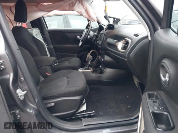 ✅ 2017 Jeep Renegade Latitude • VIN: ZACCJBBB5HPG12737 • Lot: 43613900. Listed on IAAI with 118,237 mi. Free auction sales archive from the USA and detailed vehicle history report at DreamBid. Image 5.