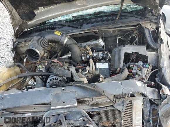 ✅ 2006 Chevrolet Silverado 2500HD LT3 • VIN: 1GCHK23206F101115 • Lot: 68626005. Wystawiony na Copart z przebiegiem Nie podano. Bezpłatny archiwum sprzedaży aukcyjnych z USA i szczegółowy raport historii pojazdu na DreamBid. Zdjęcie 11.