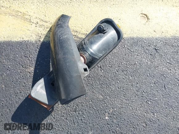 ✅ 2005 Ford Mustang Deluxe • VIN: 1ZVFT84N155250702 • Lot: 43547929. Wystawiony na IAAI z przebiegiem Nie podano. Bezpłatny archiwum sprzedaży aukcyjnych z USA i szczegółowy raport historii pojazdu na DreamBid. Zdjęcie 11.